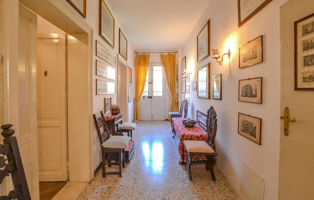 Stunning Home in Lido di Venezia With 2 Bedrooms and Wifi