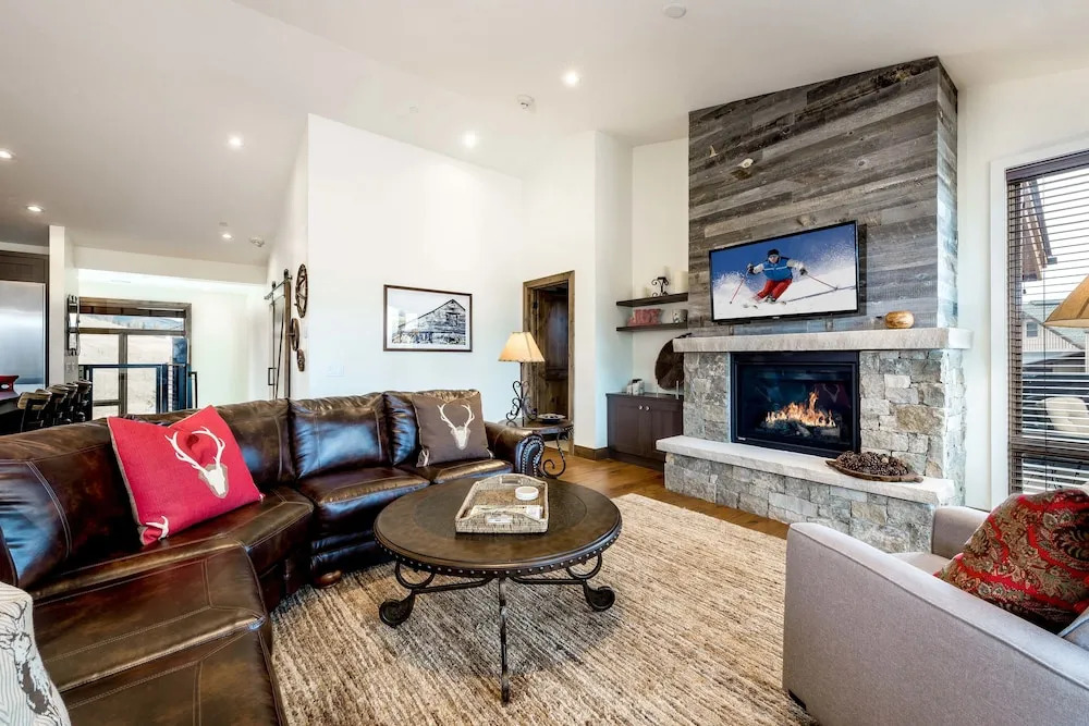1470 Bangtail Way Condo Unit B