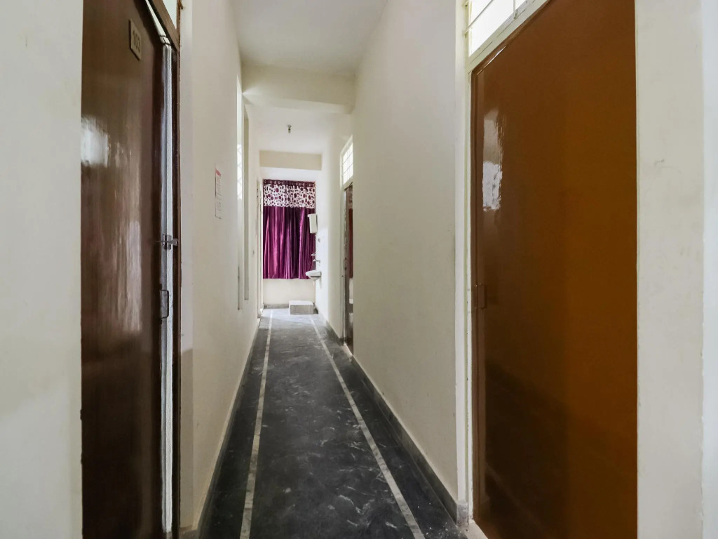 OYO 71116 Hotel Kanchan Palace