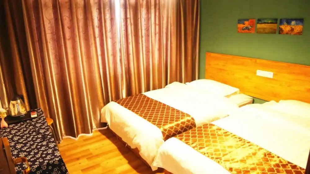 Zhangjiajie Peakcap Backpacker Hostel
