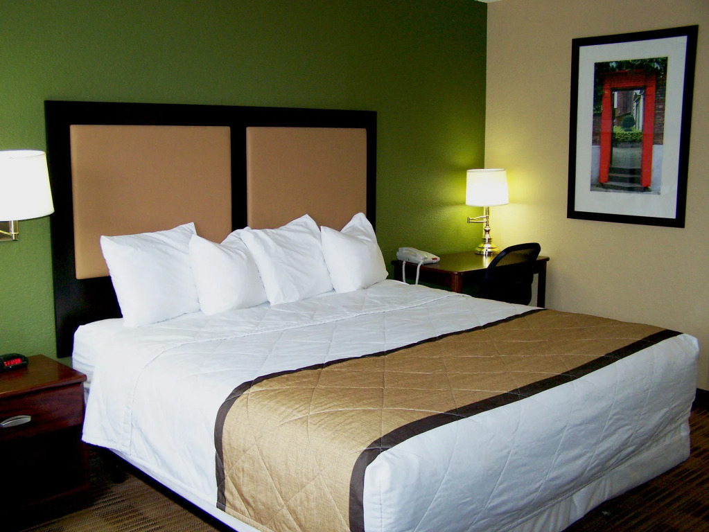 Studio 6 Extended Stay Minneapolis Airport Eagan MN