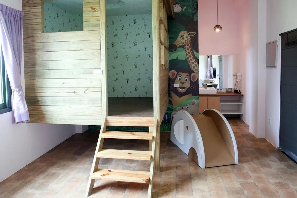 Taoyuan B&B