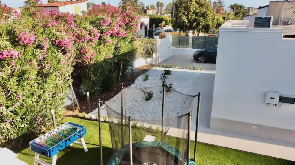 VILLA MARE BLUE - casa vacanze a 150m dal mare