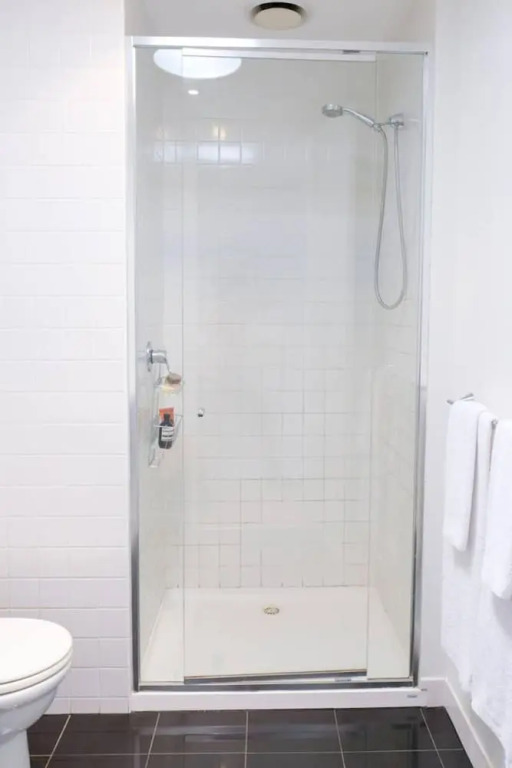 Stylish 1 Bedroom Apartment By Melbourne Park in Richmond