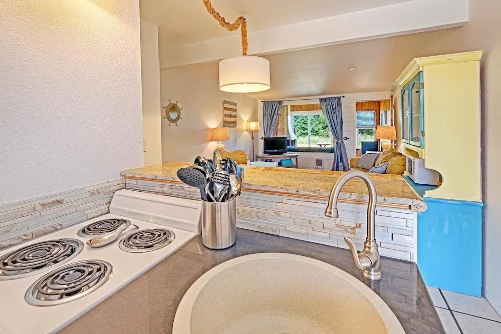 Pacific Surf Condos