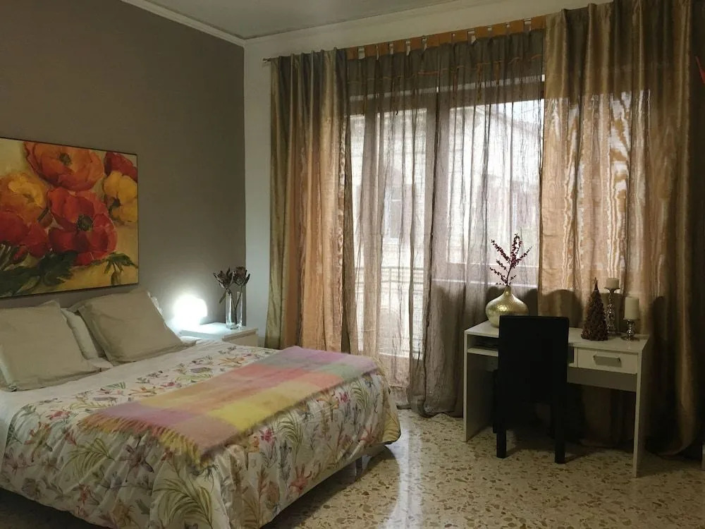 Al Politeama Rooms B&B