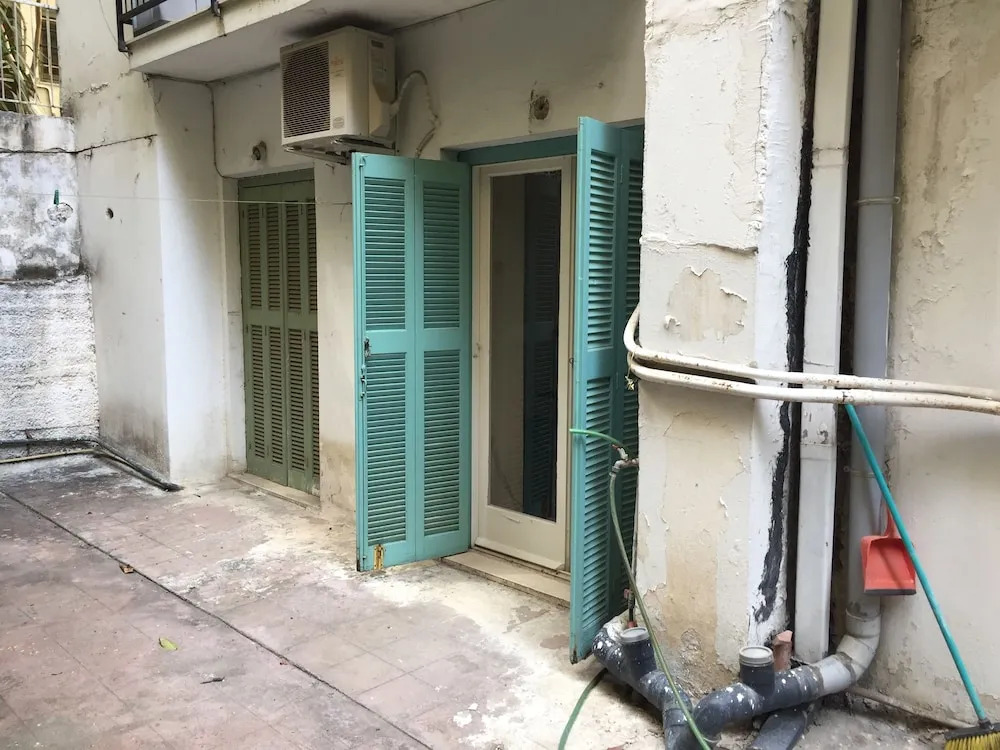 Quiet Apartment Ideal for 2 Near Center