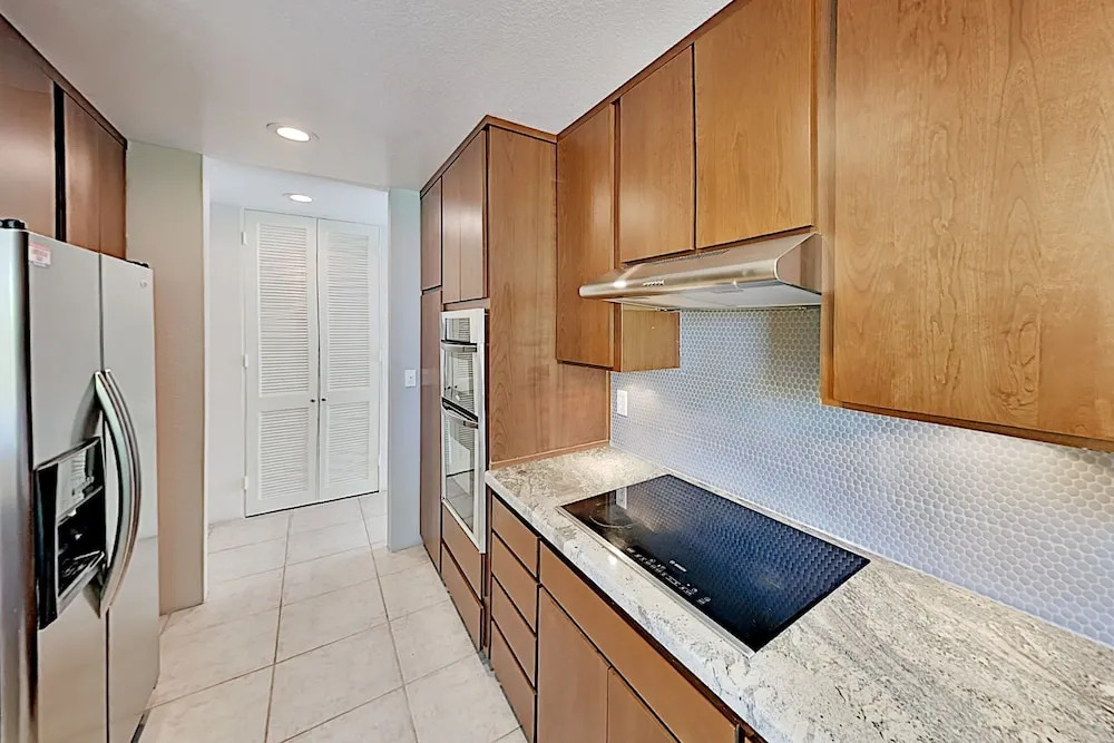 Modern Palm Springs Condo by RedAwning