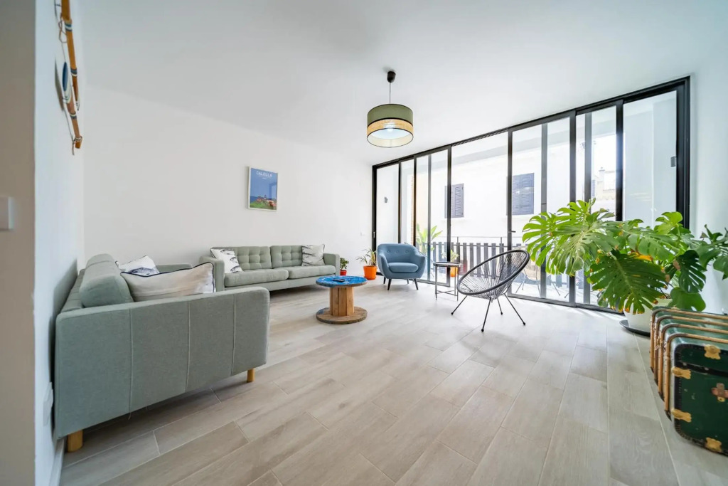 CAN MARTINEZ Calella Beach Boutique Apartment