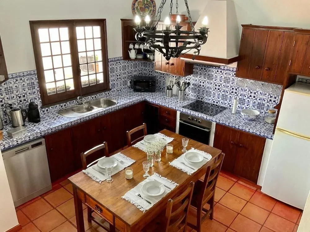 Super Mário Houses - Casa dos Moinhos