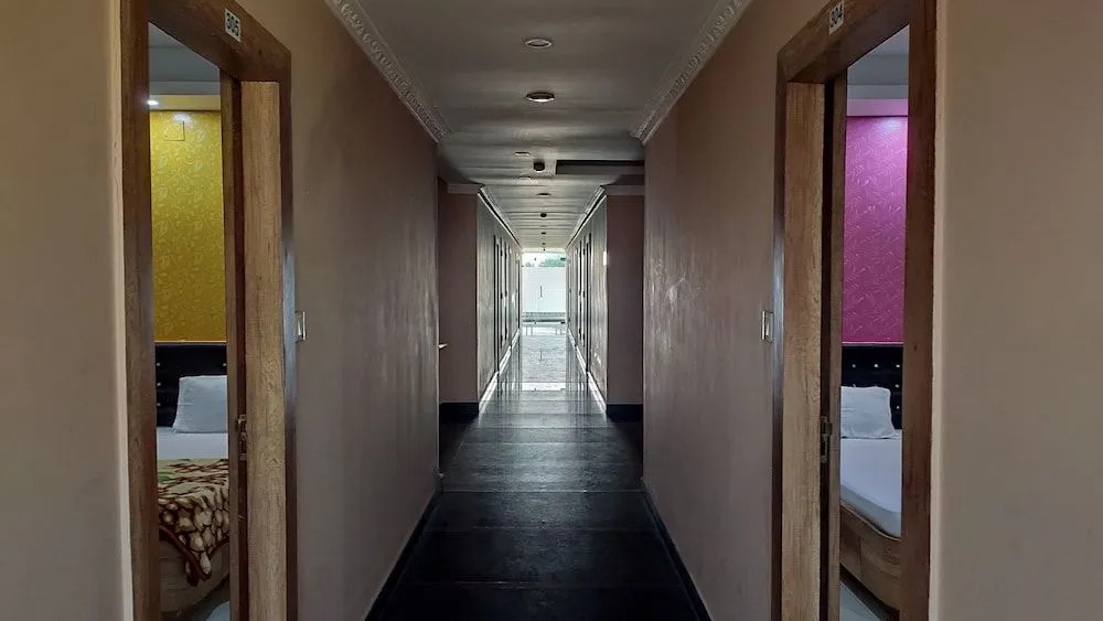 Hotel Omm Palace
