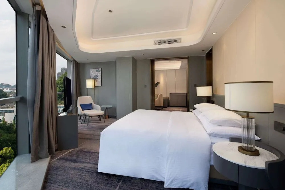 Ramada Plaza by Wyndham Anshun