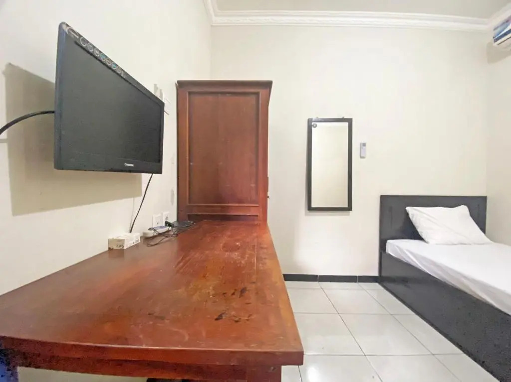 SPOT ON 92042 Sumber Rejo Homestay