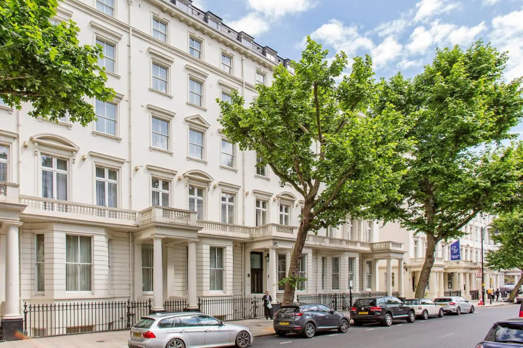130 Queens Gate Apartments
