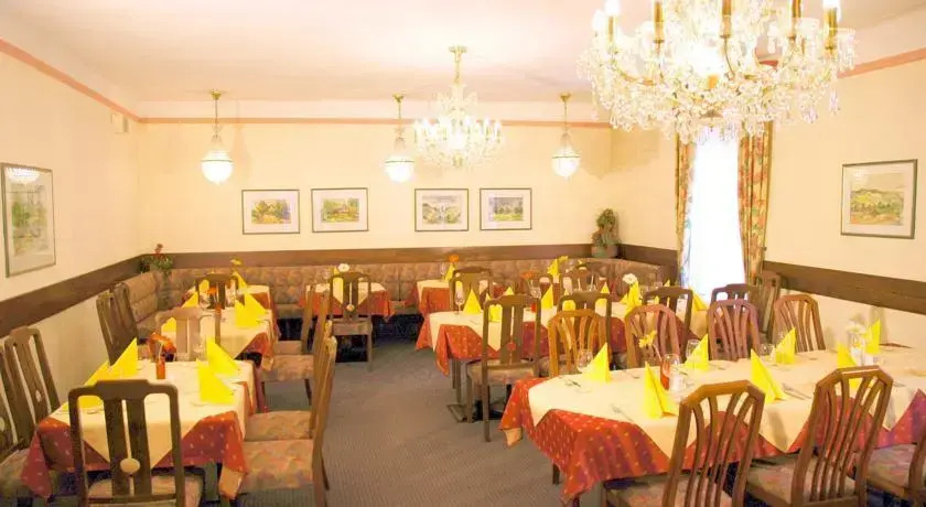 Hotel Neue Post