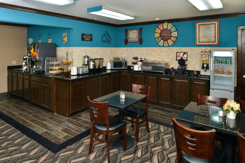 Baymont Inn & suites by Wyndham Ardmore I-35