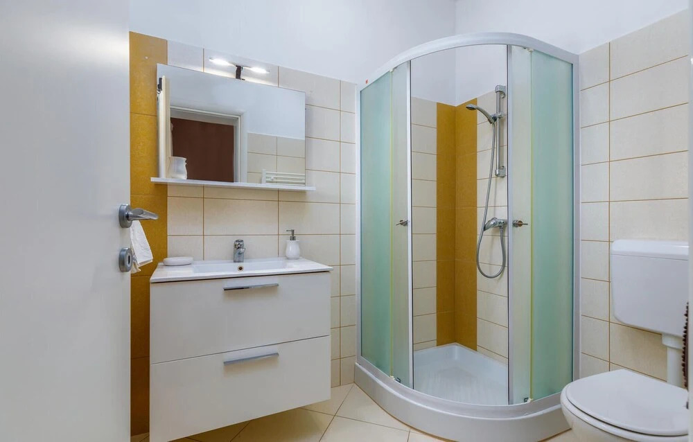 Stunning Home in Rovinj With Outdoor Swimming Pool, Wifi and Outdoor Swimming Pool