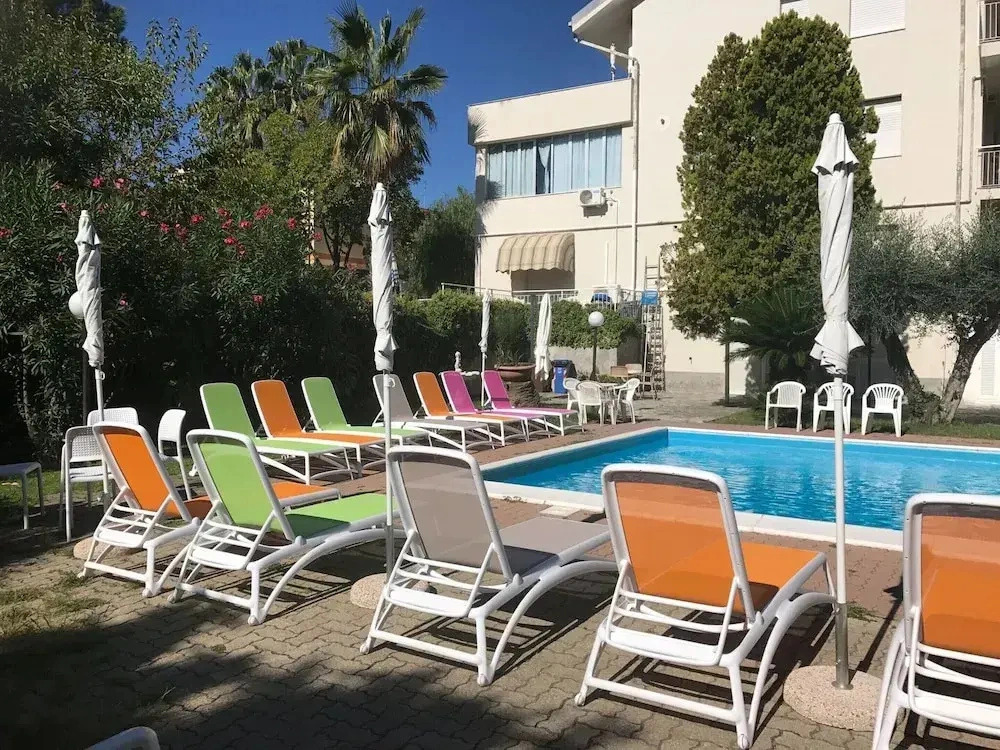 Loano Apartment With Pool for 6