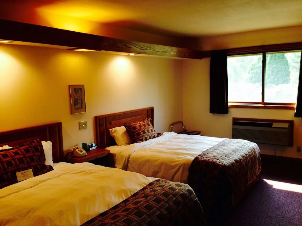 Spring Valley Inn
