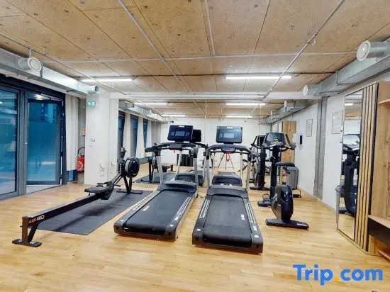 Studio 1209 in a premium residence- Sport/Rooftop