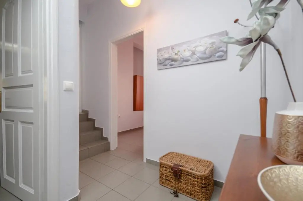 Naxos House