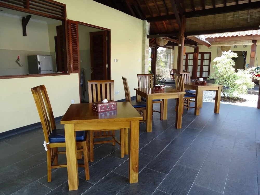 Bale Solah Lombok Holiday Resort