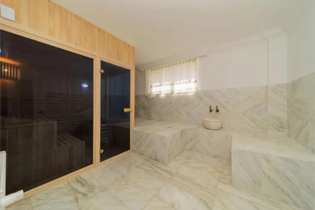 Great Villa With Pool Hammam and Sauna in Antalya