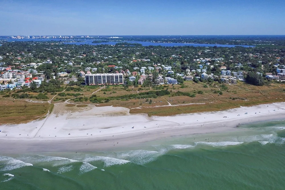 New Listing! Updated Corner Unit W/ Beach Path 3 Bedroom Condo