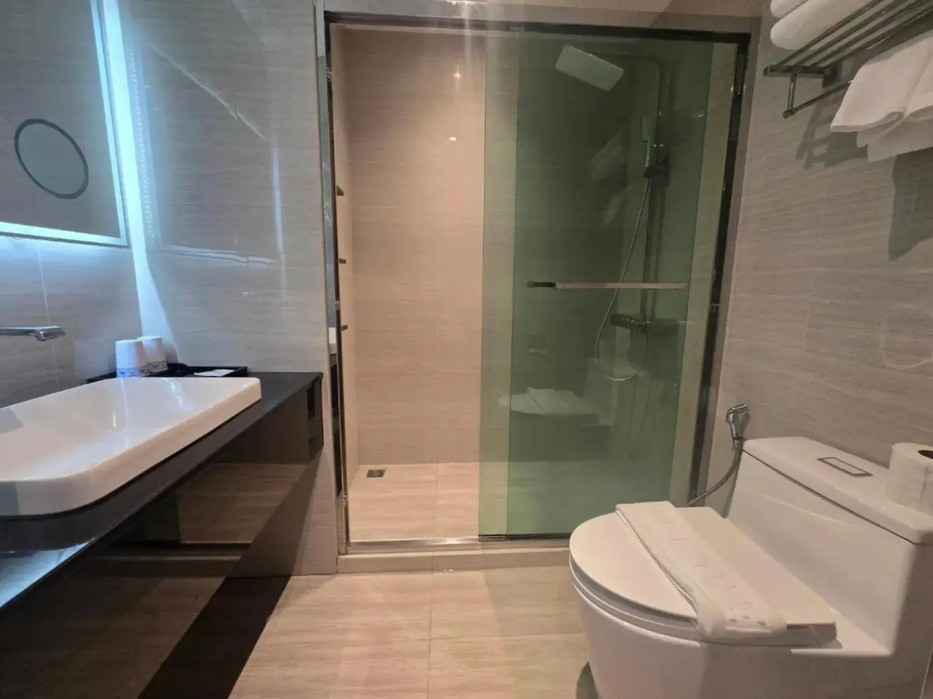 THE TJ HOTEL Pattaya