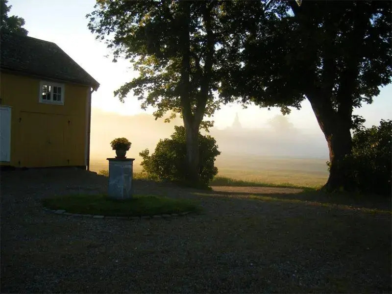 Hacksta Västergård B&B