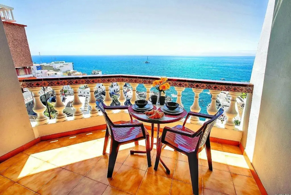 FRONT LiNE OCEAN ViEW 2BeD Wi-Fi YOUR HOLiDAY HOME