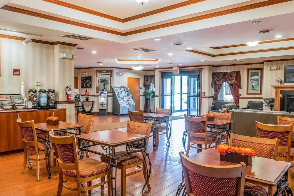 Comfort Inn & Suites Ann Arbor