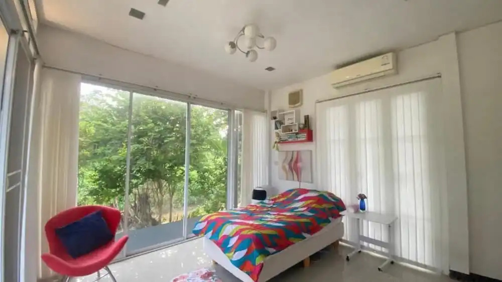 Room-cozy Guest Room in Tambon Huai Sai