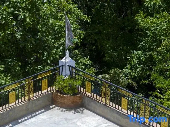 Rubu Jingyi Mountain Residence Homestay