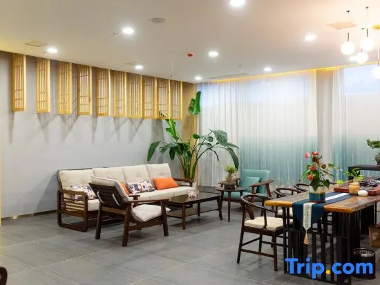 Moqiu Hotel