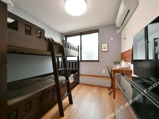 Stylewood Sangenjaya by Tranova