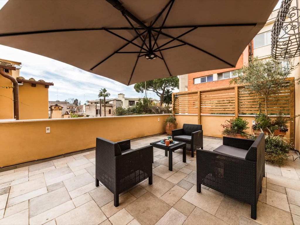 Panisperna Apartment 4
