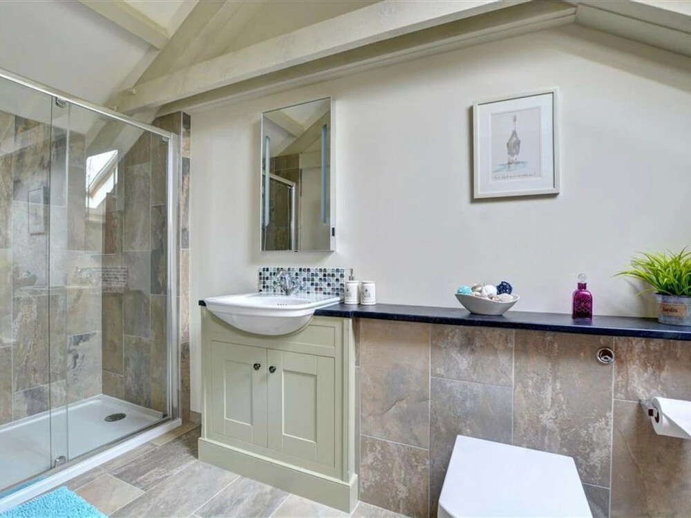 Comfortable Home for a Romantic Stay in a Beautiful Place