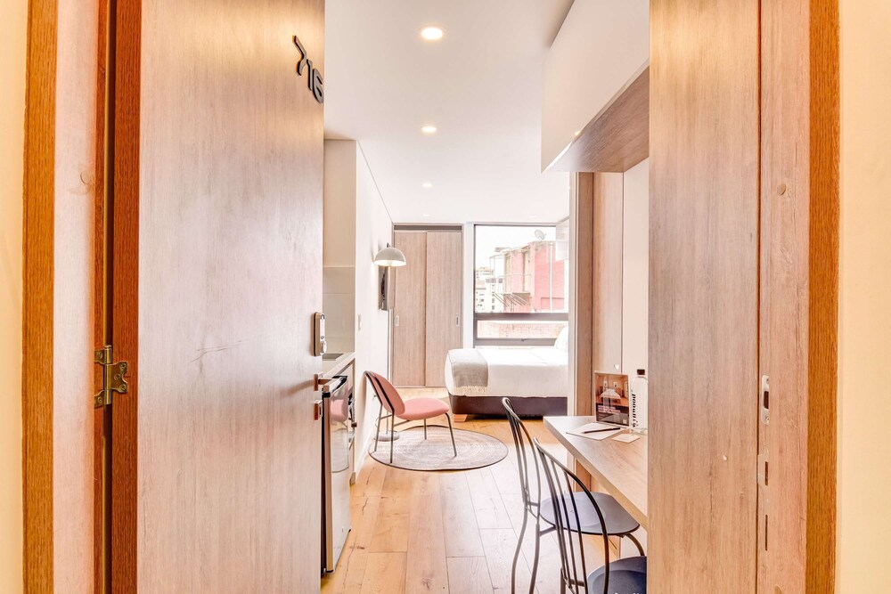 w Urban Loft in the Heart of Bogot