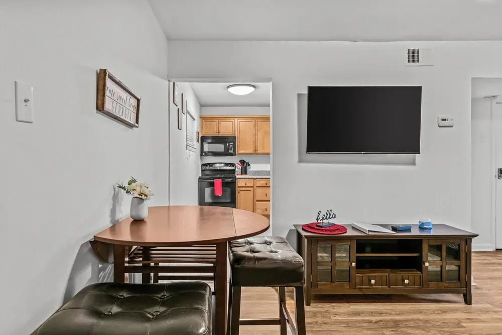 Classic City Getaway at Stadium Village