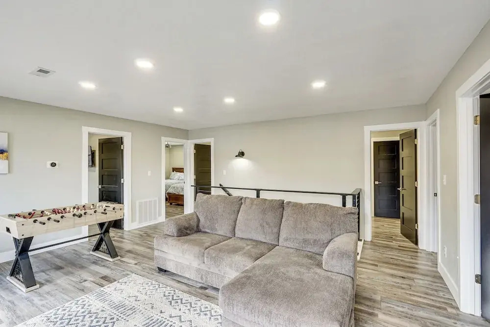 Private Dock & Theater Room: Lake Ozark Luxury