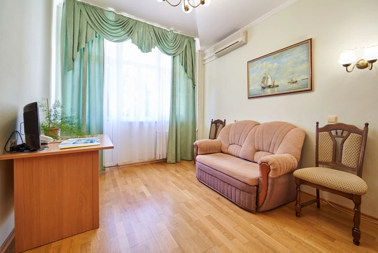 Lazurnyj bereg