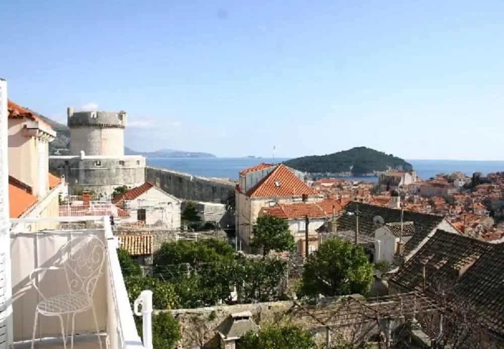 Anja - Beautiful Panoramic View - A1