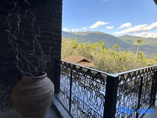 Qixian Miaoshan Shuyan Onsen Villa 360° Wild Luxury Private Hot Spring Resort Guesthouse