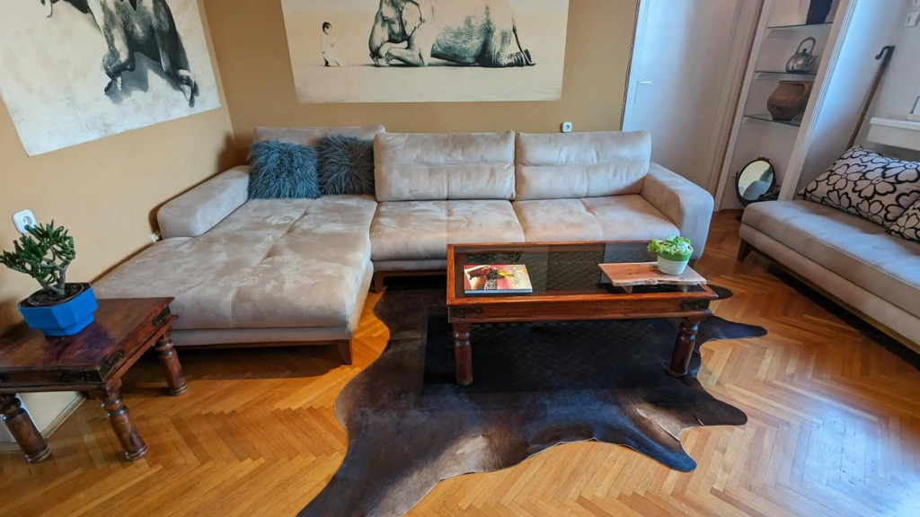 City Center, Danube & Fortress, 3 bdrm 1.5 bath