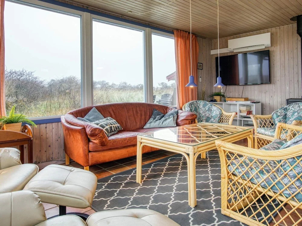 12 person holiday home in Hjørring-By Traum