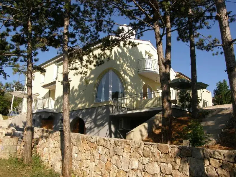 Pavi apartments Vila Amalia