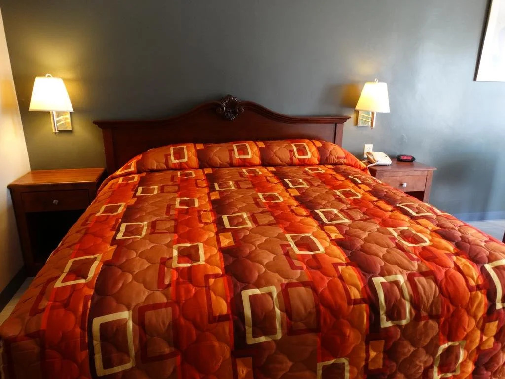 Deerfield Inn