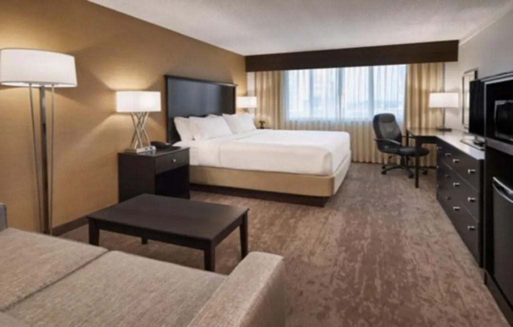 Holiday Inn Alexandria at Carlyle by IHG