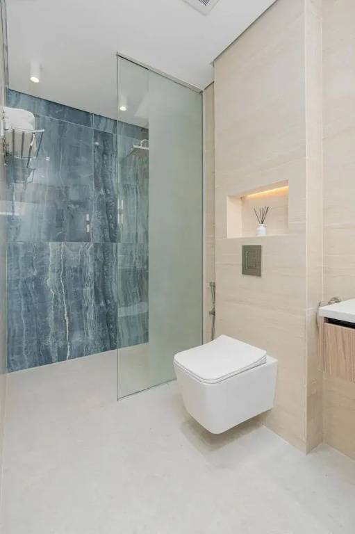 Hotel-finish Flat in Al Mughrizat With Workspace